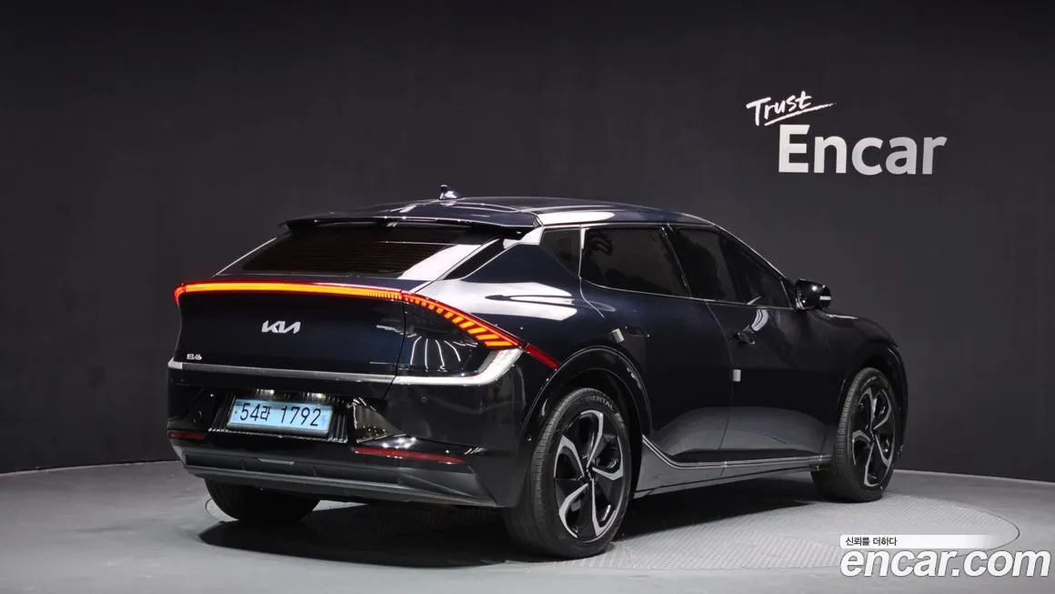 Kia EV6 — фото 2