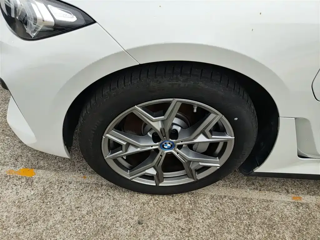 BMW i3 2024 из CN, фото 5