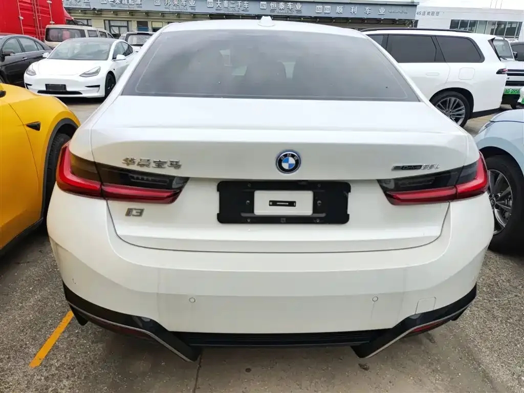 BMW i3 2024 из CN, фото 8