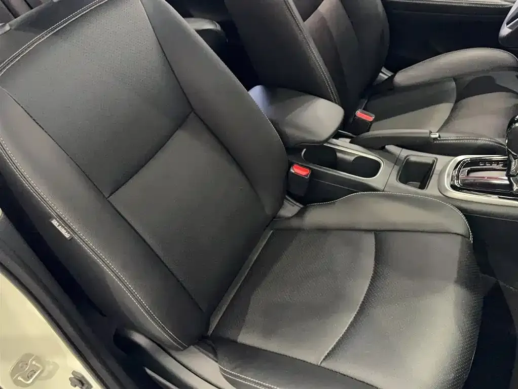 Nissan Tiida 2022 из CN, фото 4