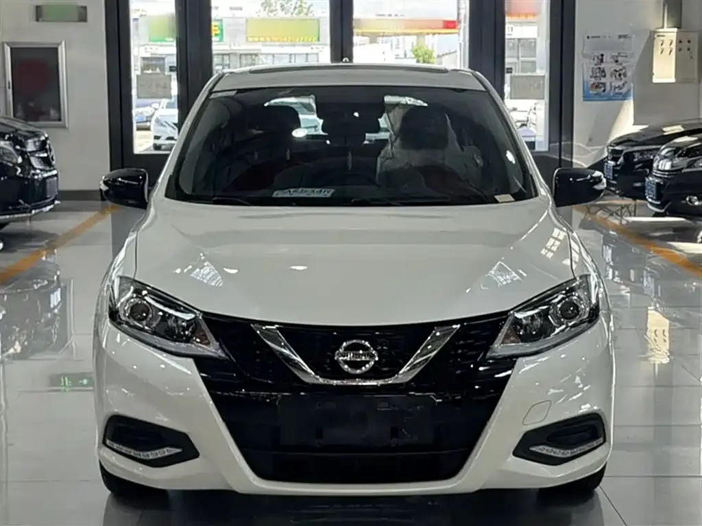 Nissan Tiida 2022 из CN, фото 9