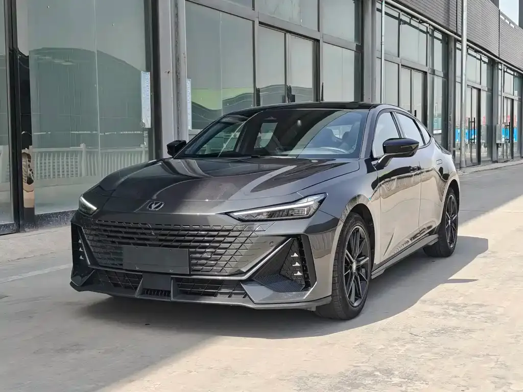 Changan UNI-V 2024 из CN, фото 1