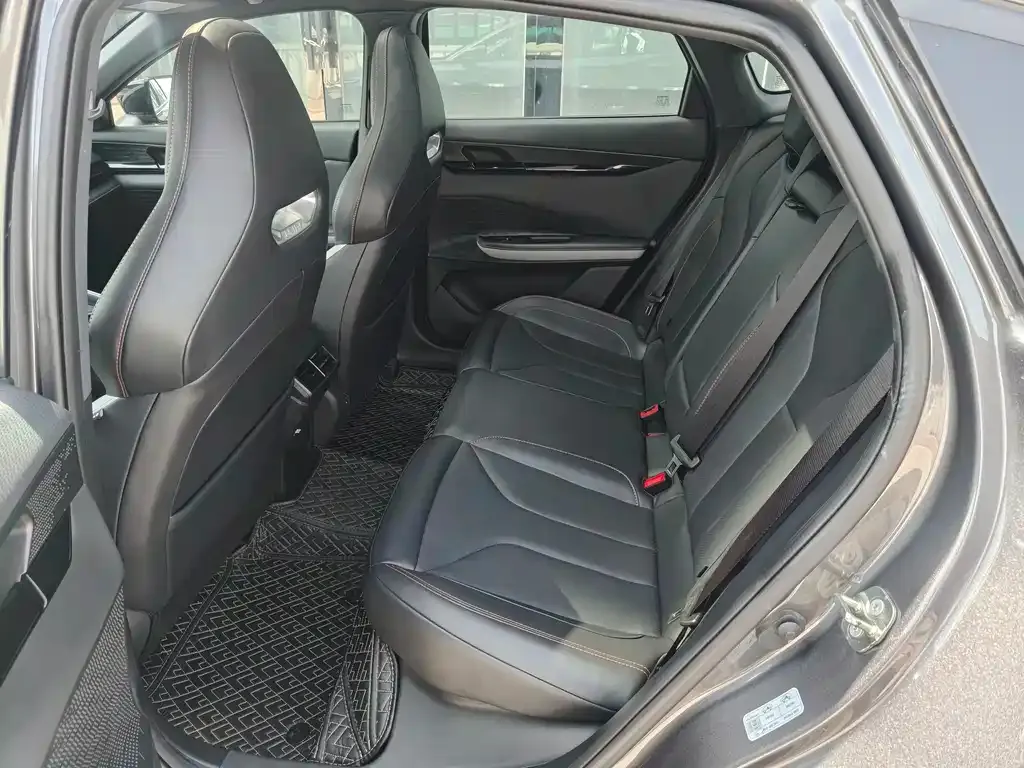 Changan UNI-V 2024 из CN, фото 6