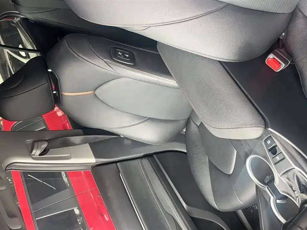 Toyota Camry 2021 из CN, фото 5