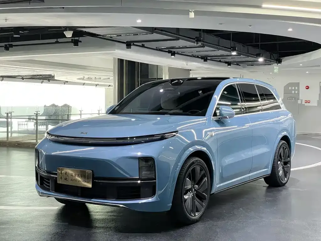 Li Auto L8 2022 из CN, фото 1