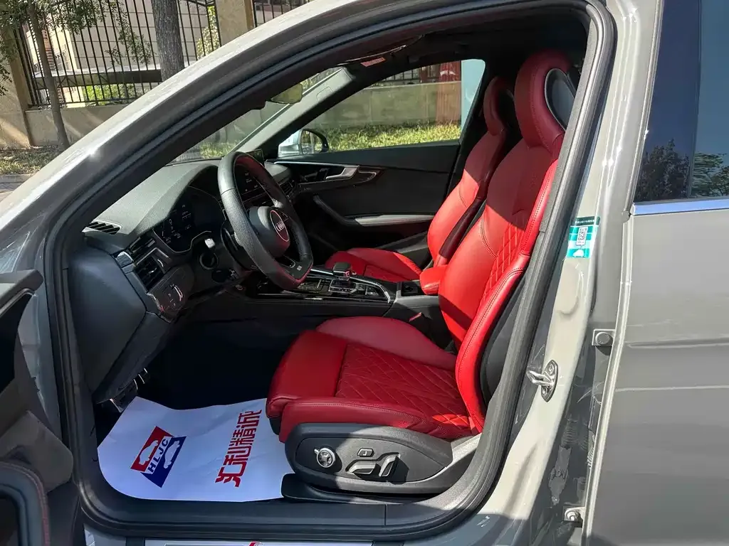 Audi S4 2021 из CN, фото 8