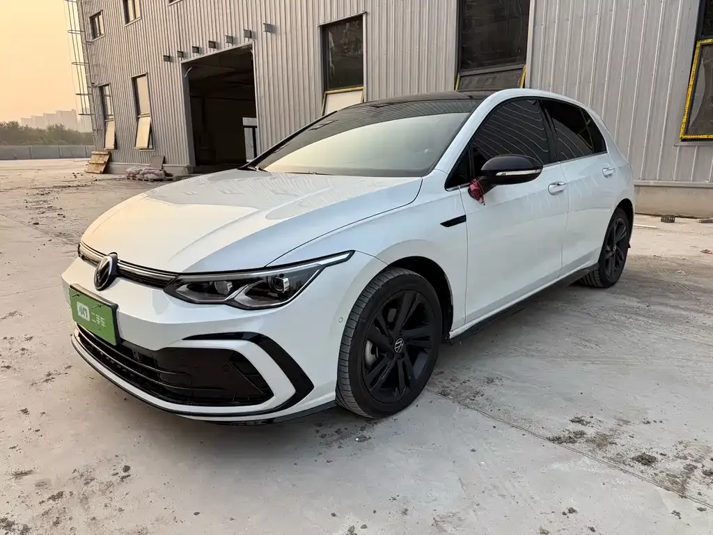 Volkswagen Golf 2022 из CN, фото 1