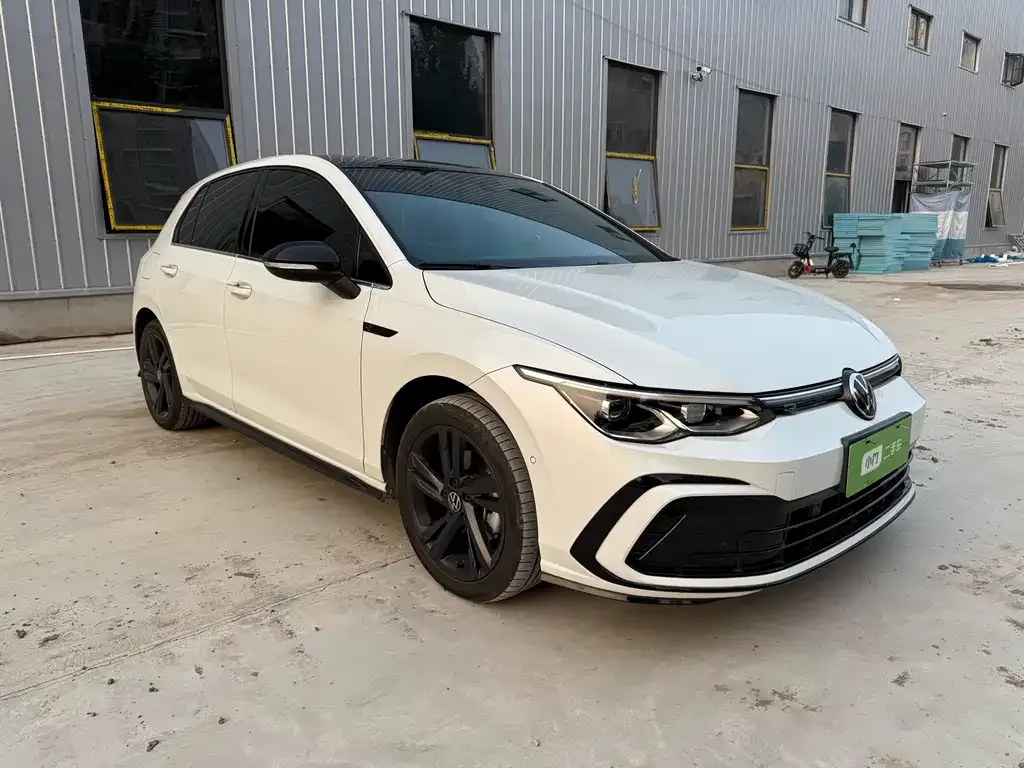 Volkswagen Golf 2022 из CN, фото 3