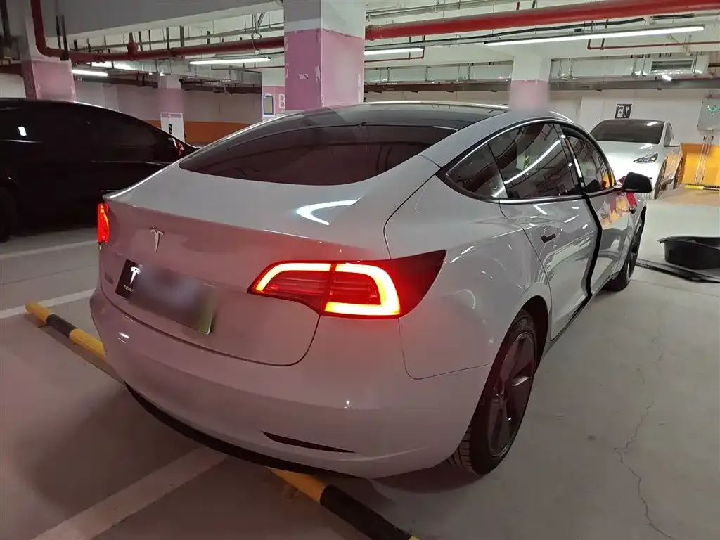 Tesla Model 3 2023 из CN, фото 7