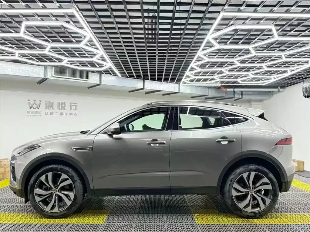 Jaguar E-PACE 2023 из CN, фото 3