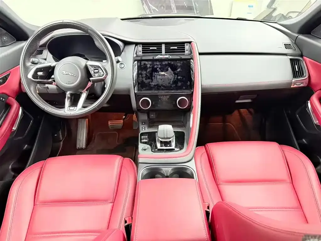 Jaguar E-PACE 2023 из CN, фото 8