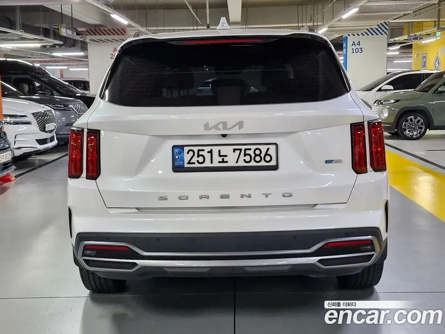 Kia Sorento — фото 5
