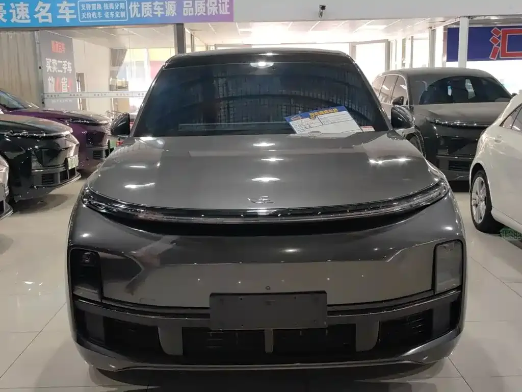 Li Auto L8 2024 из CN, фото 2