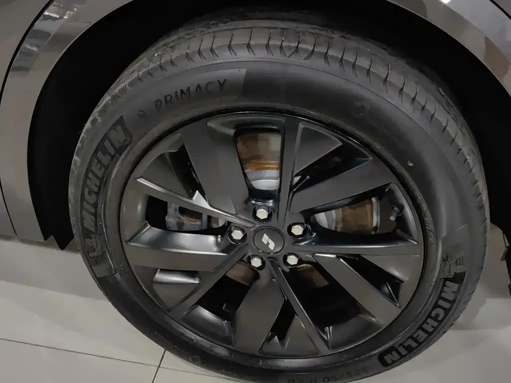 Li Auto L8 2024 из CN, фото 7