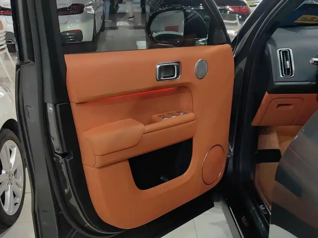 Li Auto L8 2024 из CN, фото 8