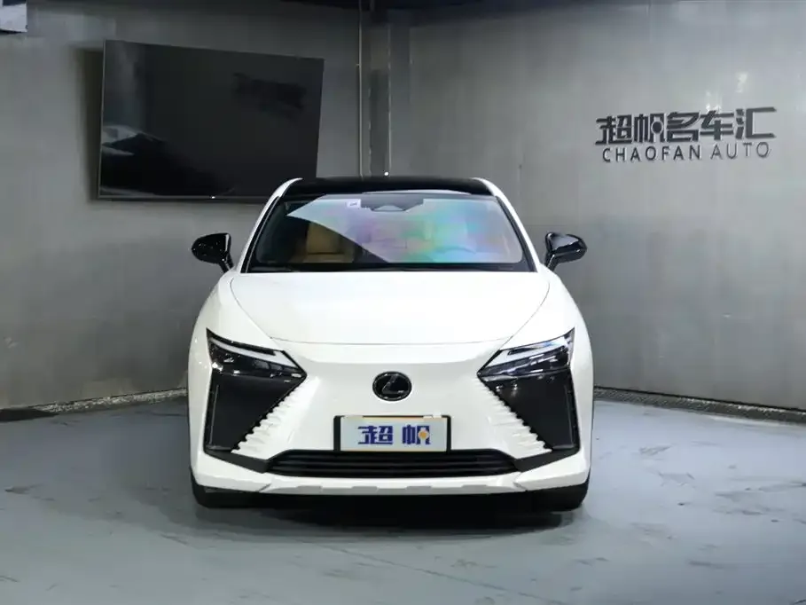 Lexus RZ 2023 из CN, фото 2
