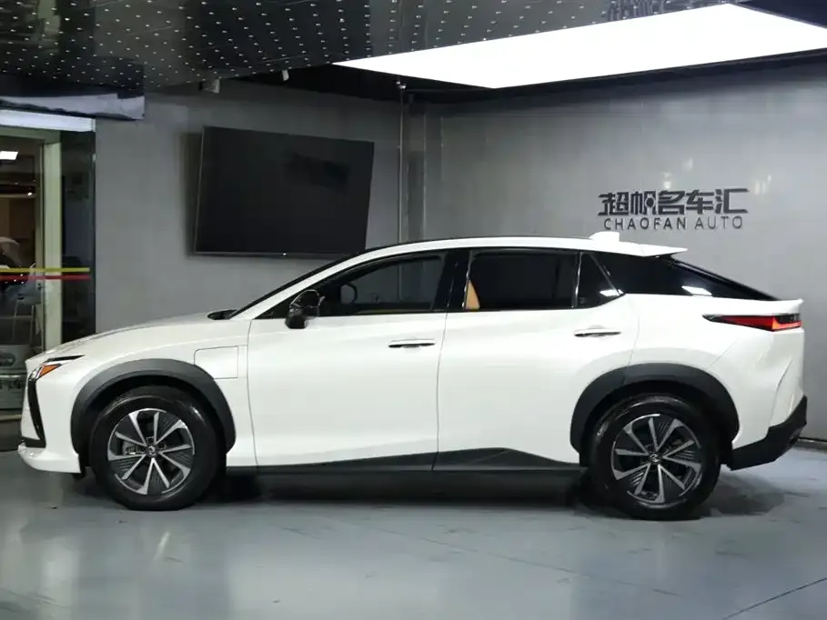 Lexus RZ 2023 из CN, фото 6