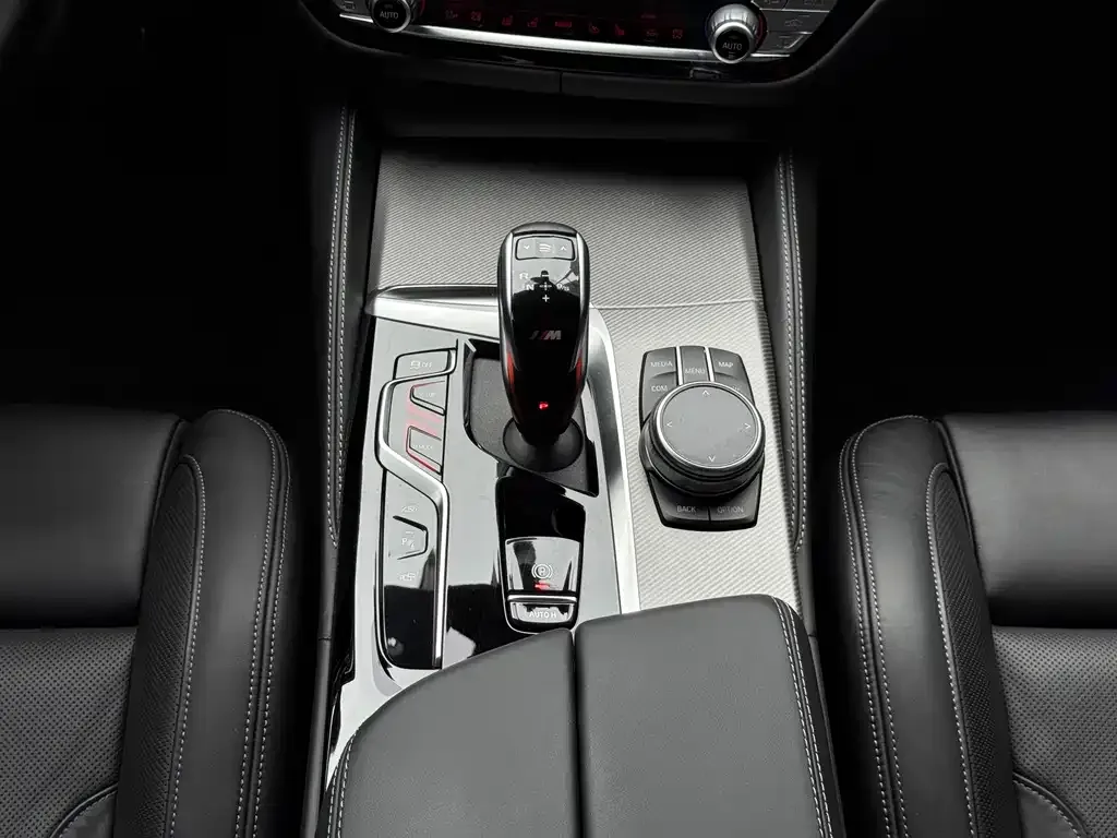 BMW M5 2023 из CN, фото 9