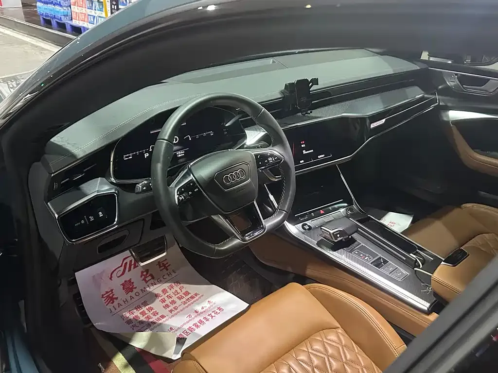 Audi A7L 2022 из CN, фото 2