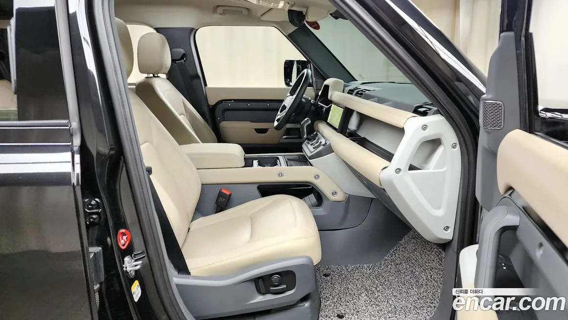 Land Rover Defender — фото 10