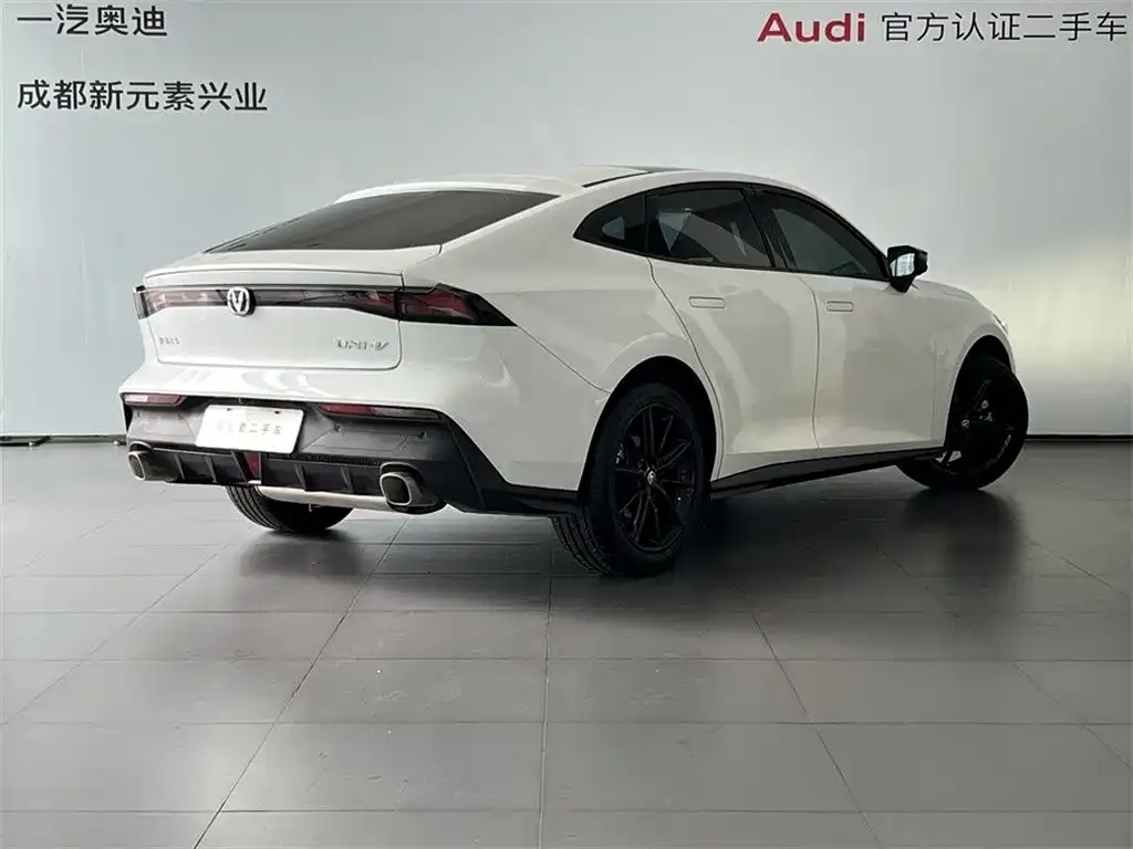 Changan UNI-V 2023 из CN, фото 4