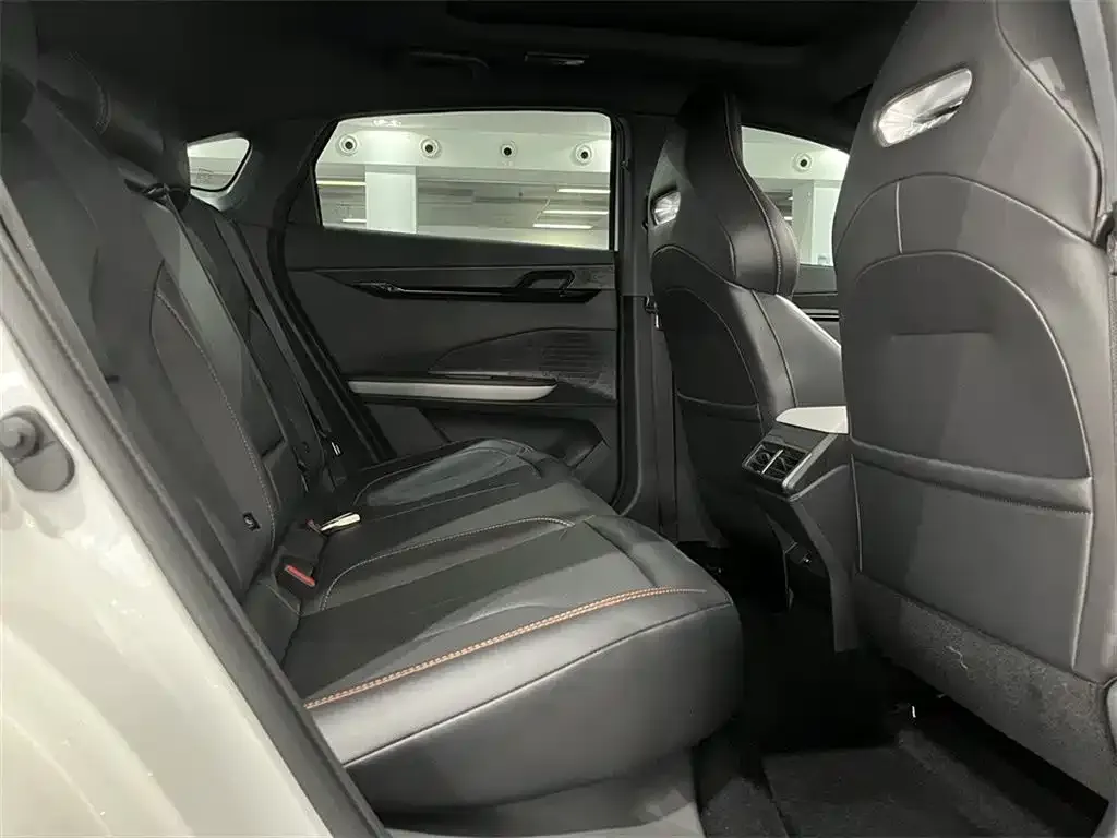 Changan UNI-V 2023 из CN, фото 7