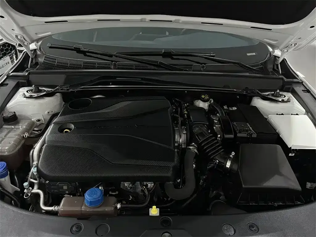 Changan UNI-V 2023 из CN, фото 8