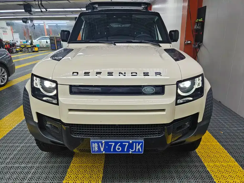 Land Rover Defender — фото 2