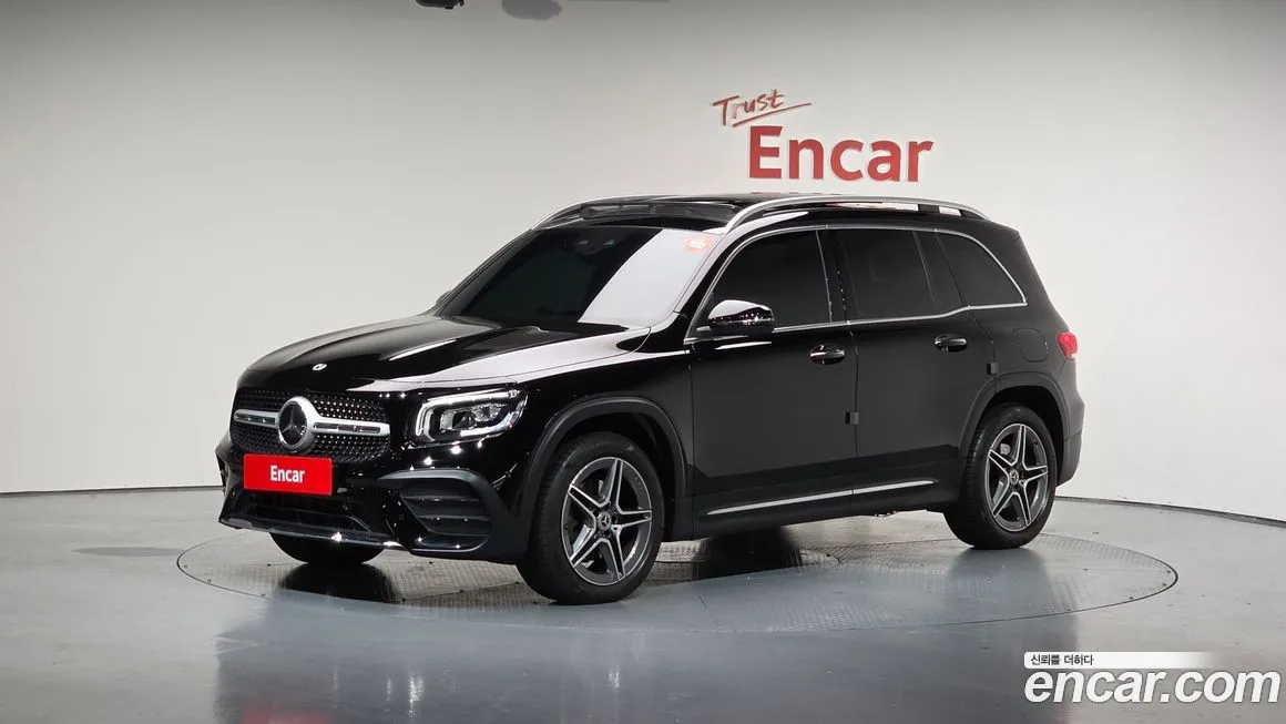Mercedes-Benz GLB-Class — фото 1