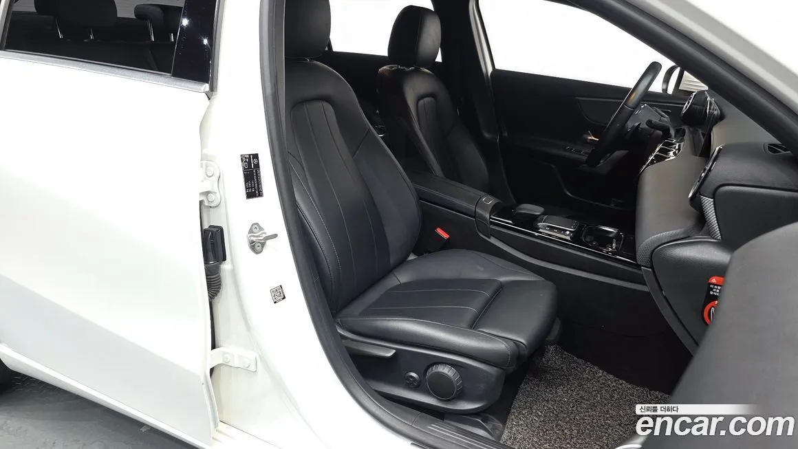 Mercedes-Benz A-Class 2021 из KR, фото 10