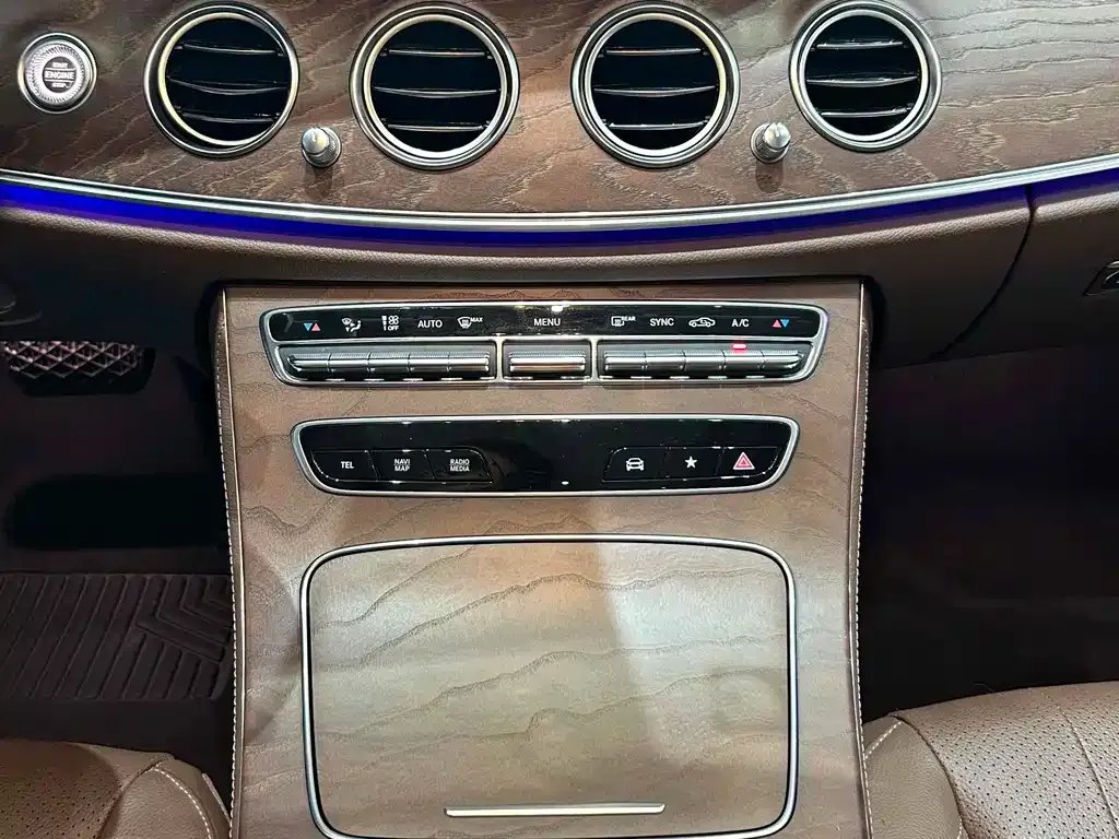 Mercedes-Benz E-Class 2021 из CN, фото 6