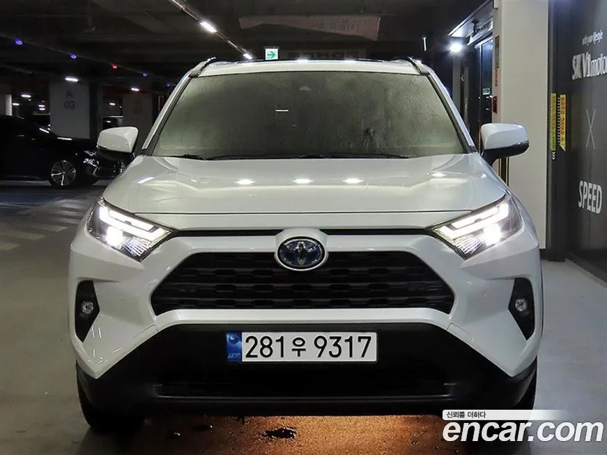 Toyota RAV4 — фото 2