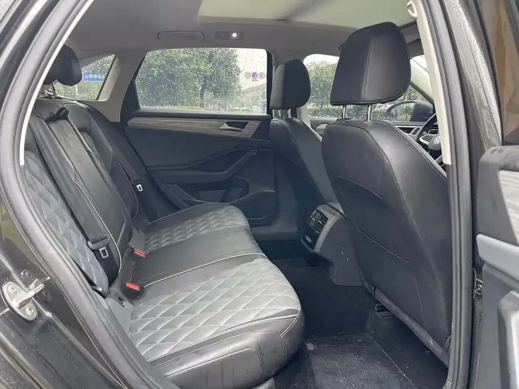 Volkswagen Sagitar 2023 из CN, фото 9