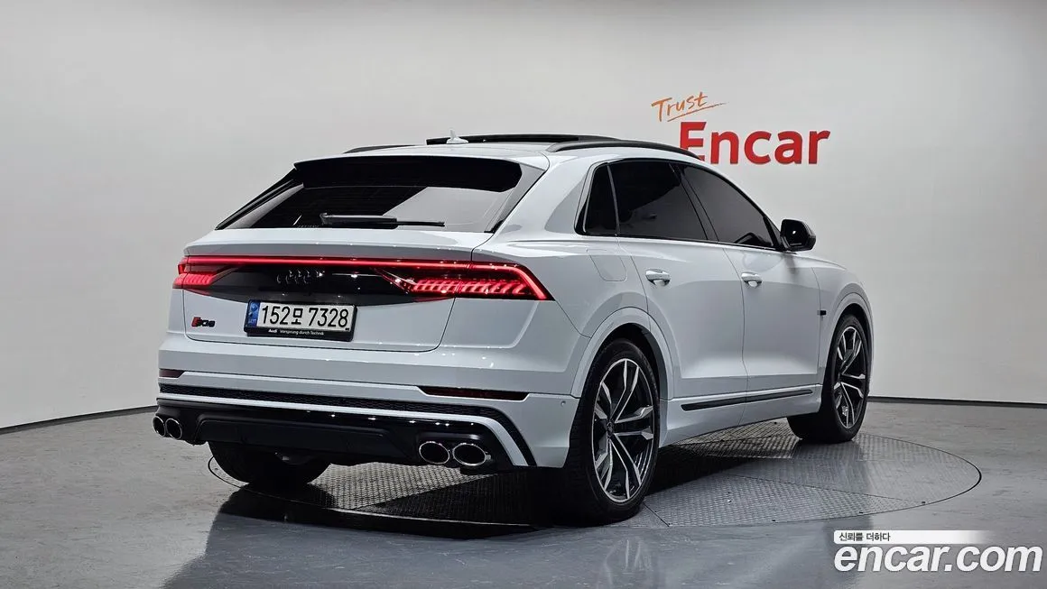 Audi SQ8 2021 из KR, фото 2