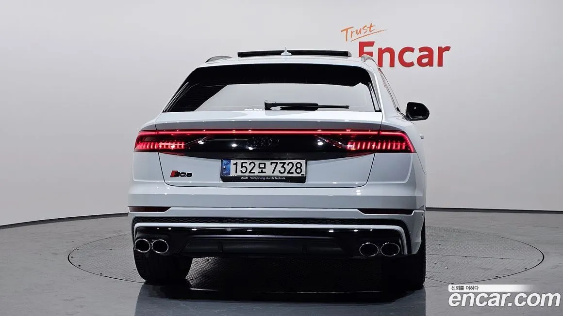 Audi SQ8 2021 из KR, фото 4