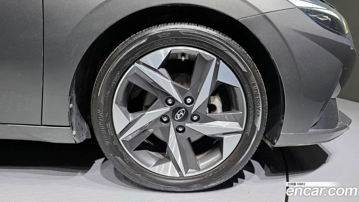 Hyundai AVANTE — фото 5