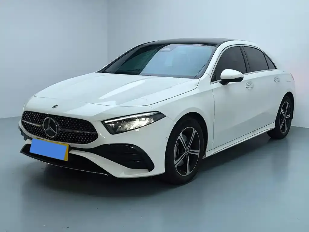 Mercedes-Benz A-Class 2024 из CN, фото 1