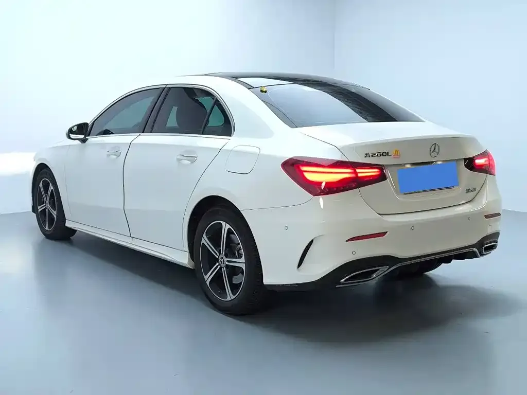 Mercedes-Benz A-Class 2024 из CN, фото 5