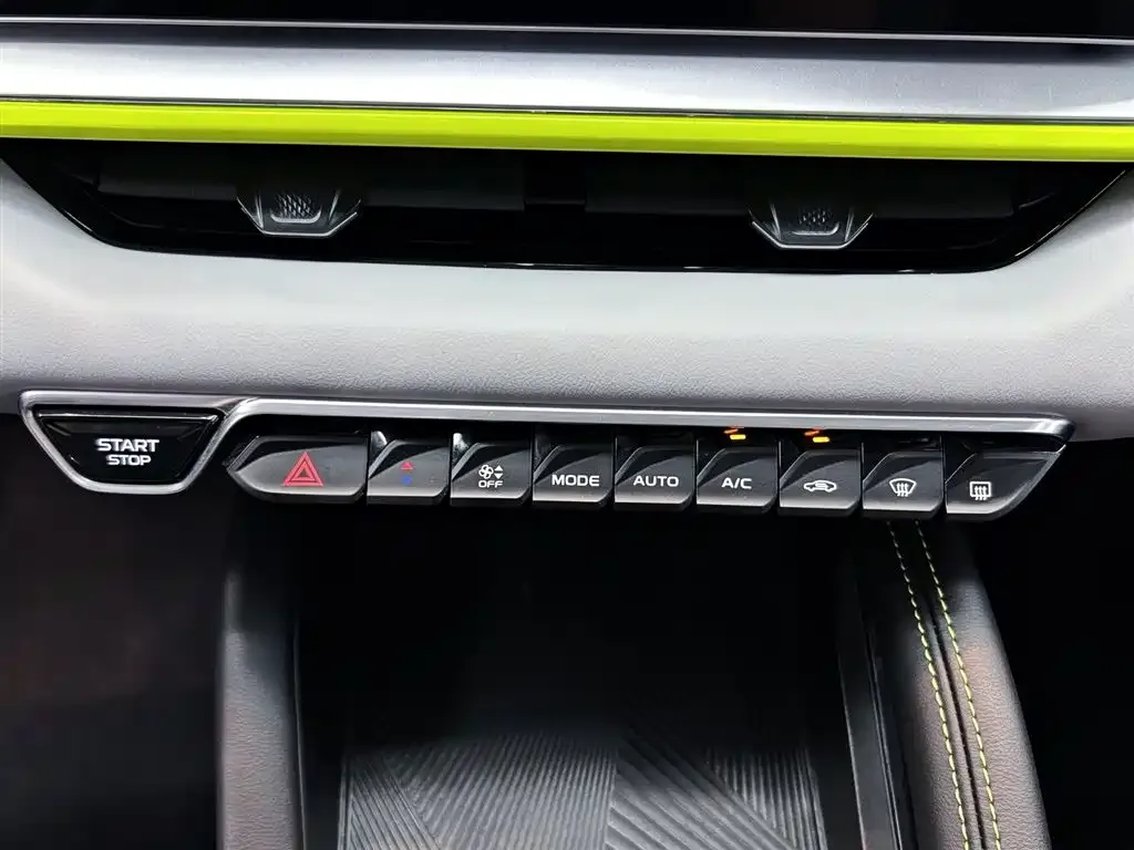 Geely Binyue 2023 из CN, фото 10