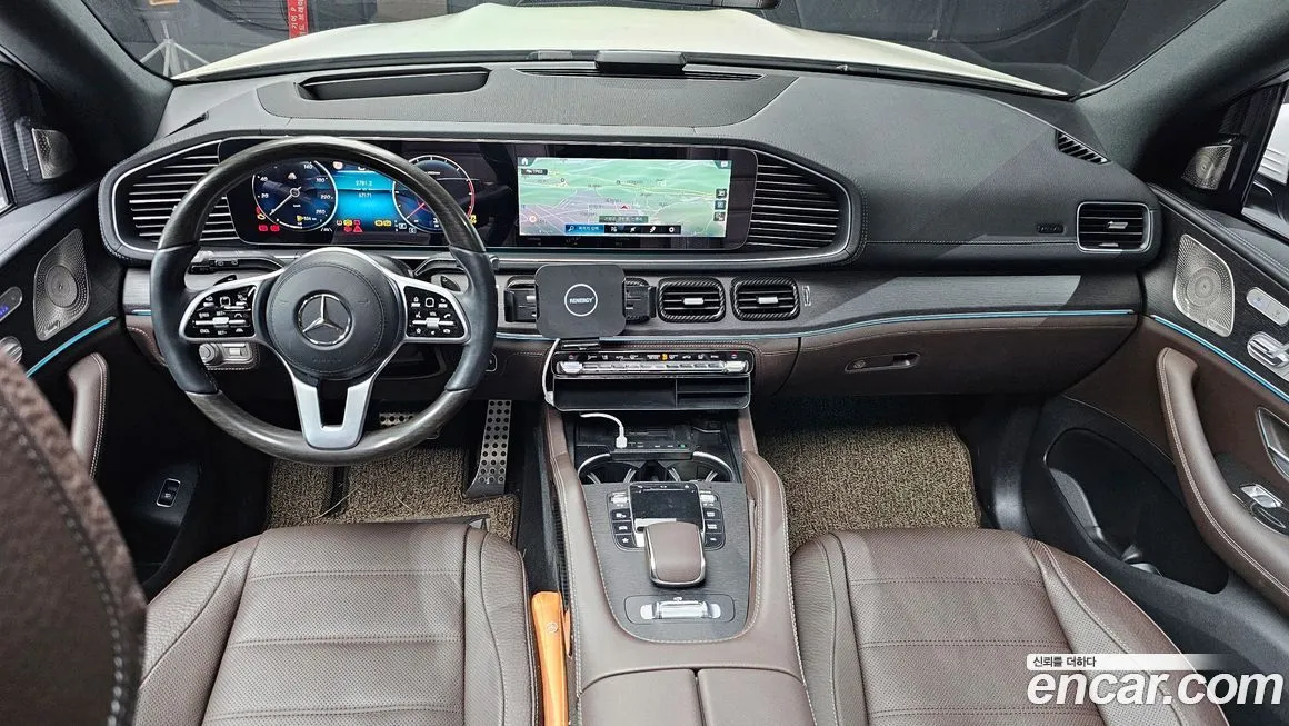 Mercedes-Benz GLS-Class — фото 7