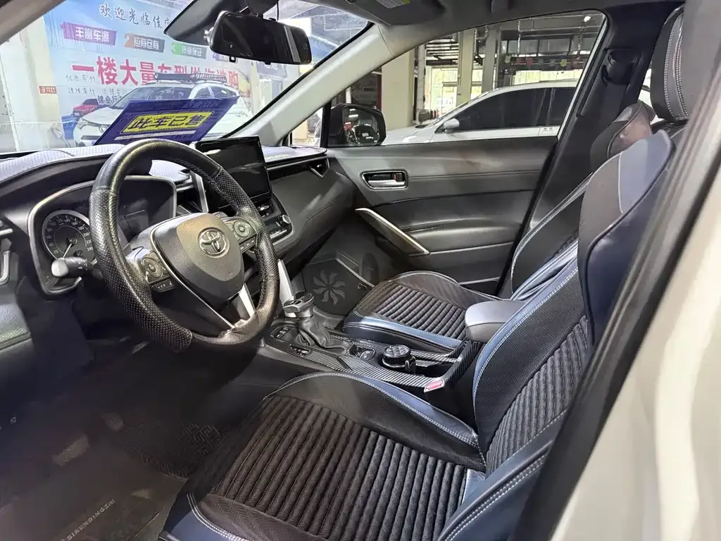 Toyota Frontlander 2022 из CN, фото 8