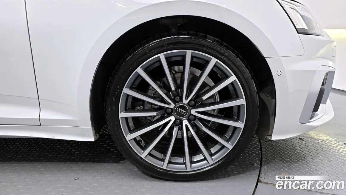 Audi A5 2023 из KR, фото 5
