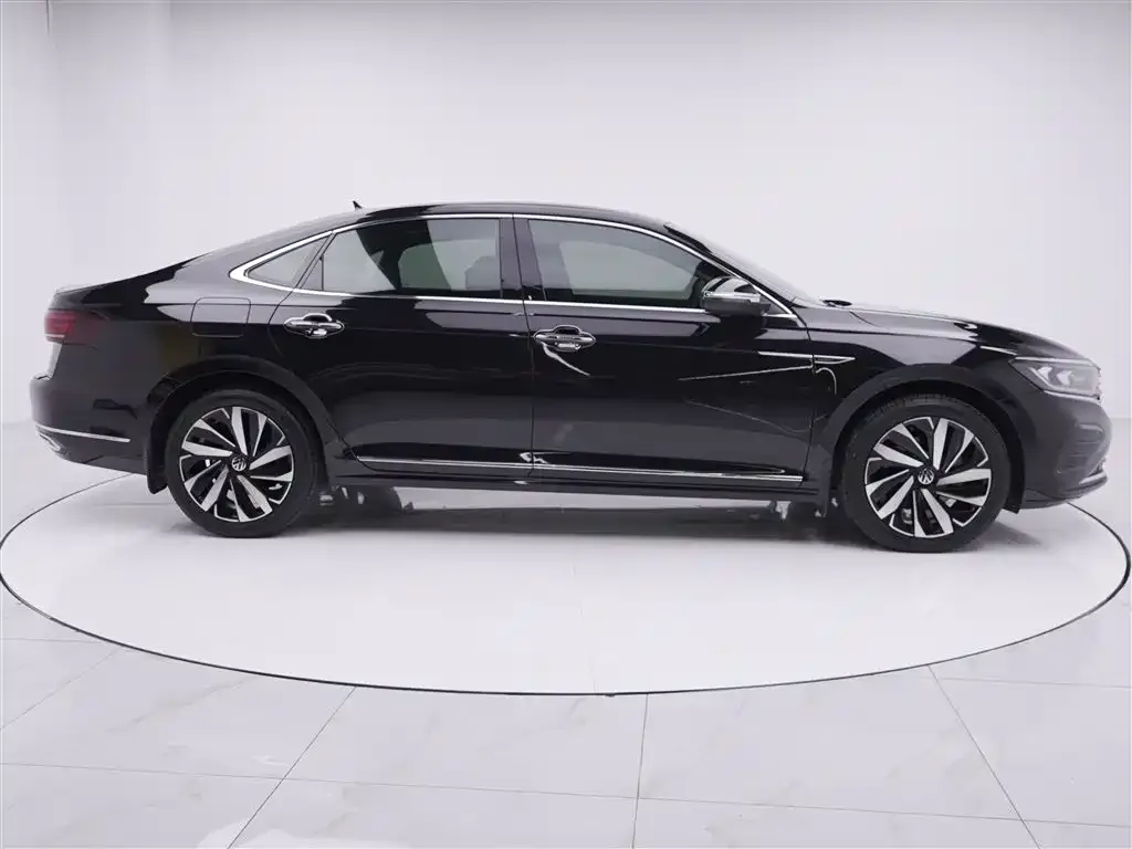 Volkswagen Passat 2024 из CN, фото 6
