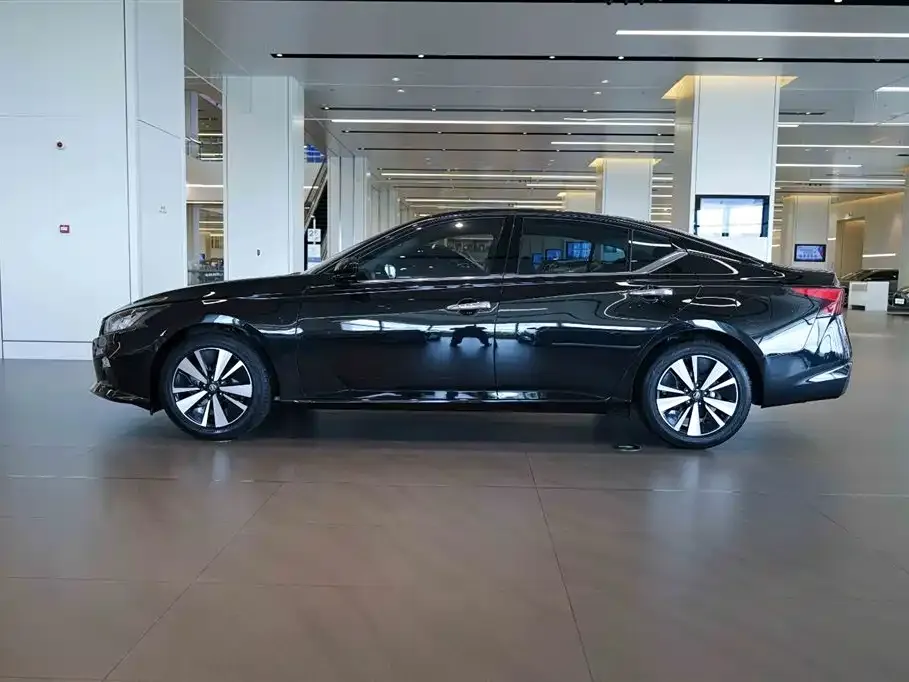 Nissan Teana 2023 из CN, фото 3
