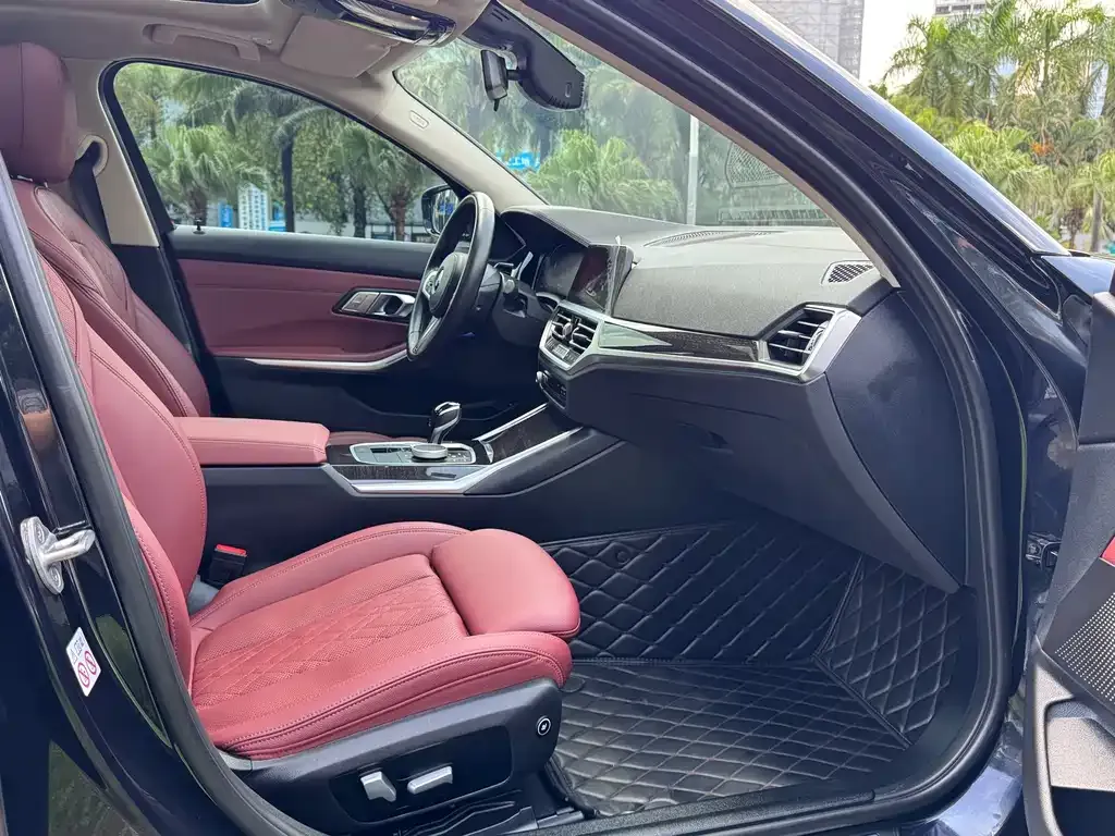 BMW 3 Series 2022 из CN, фото 10
