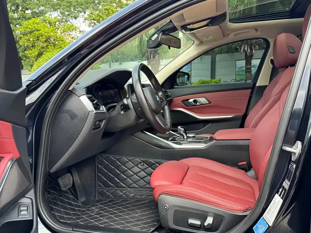 BMW 3 Series 2022 из CN, фото 8