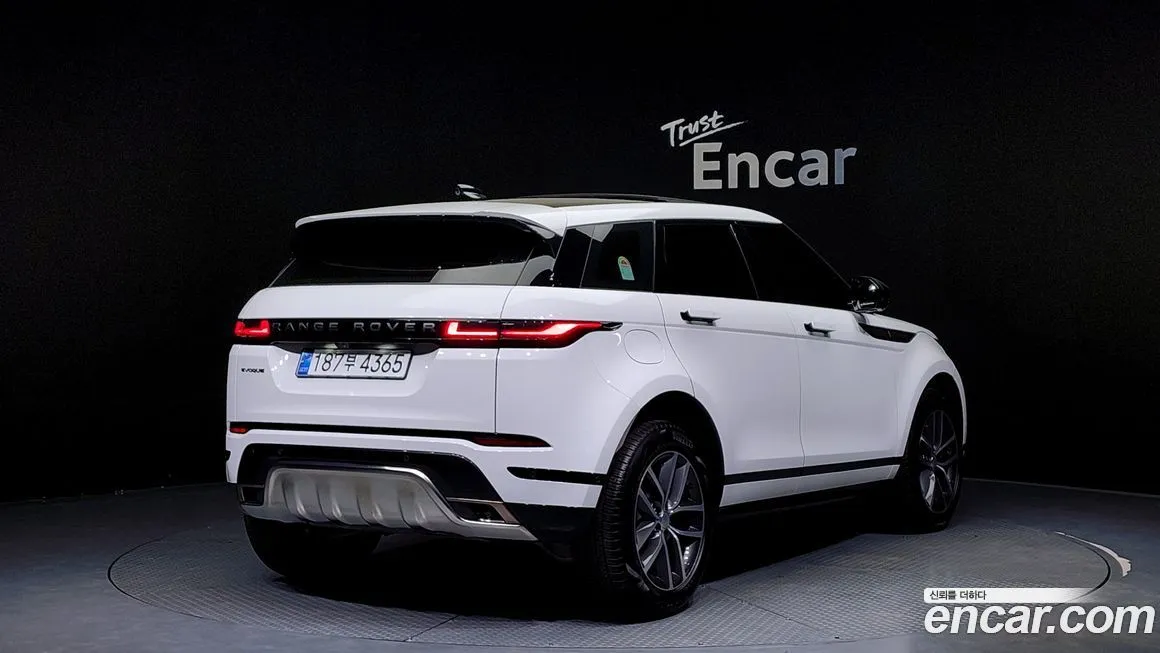 Land Rover Range Rover Evoque 2024 из KR, фото 2