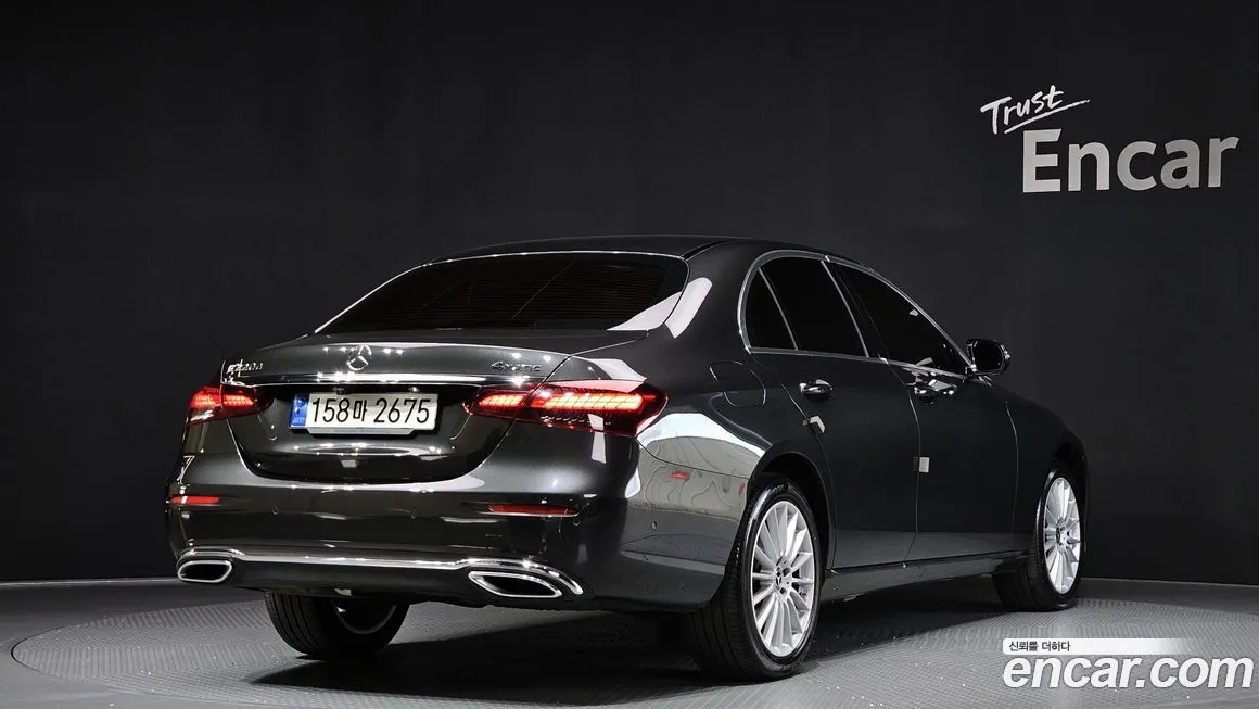 Mercedes-Benz E-Class 2021 из KR, фото 2