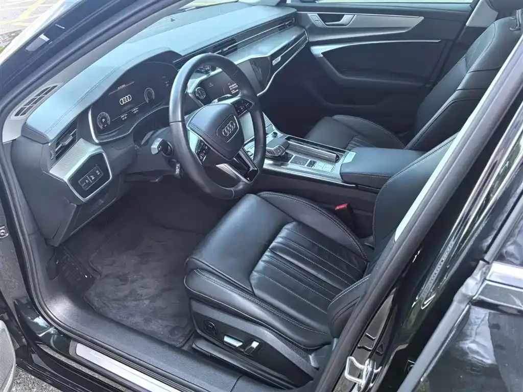 Audi A6L 2023 из CN, фото 7