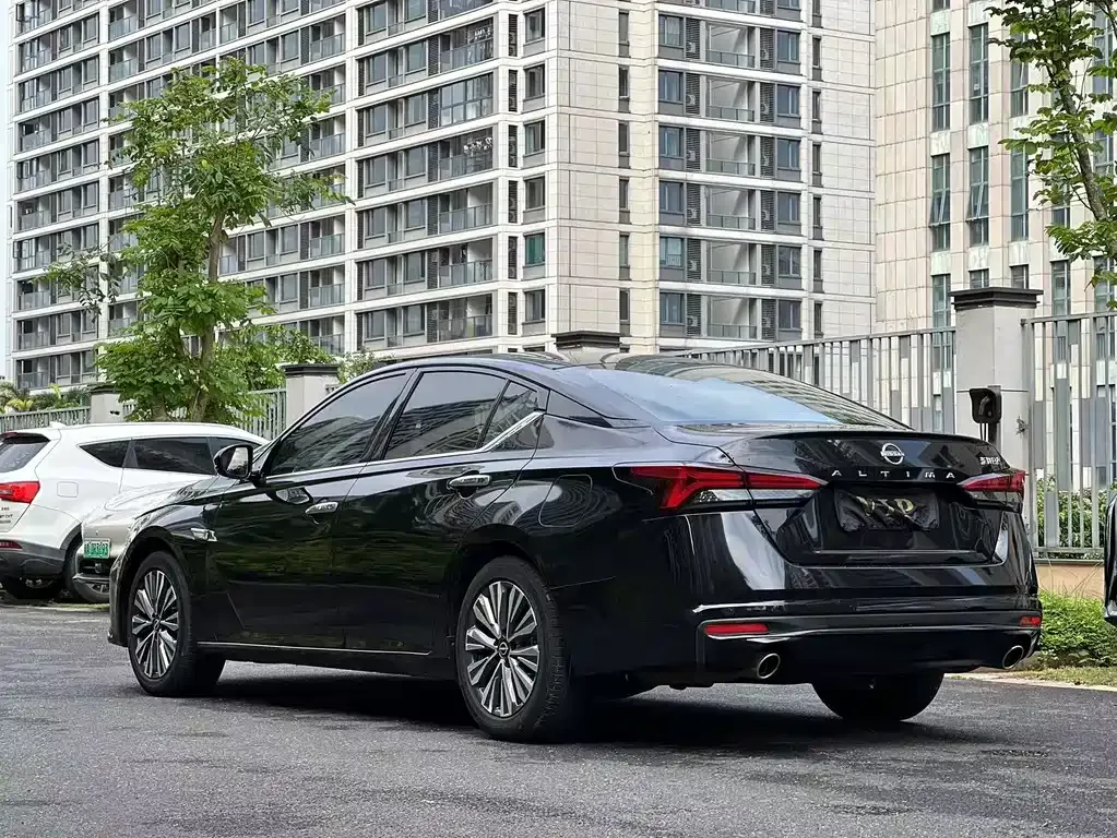 Nissan Teana 2023 из CN, фото 7